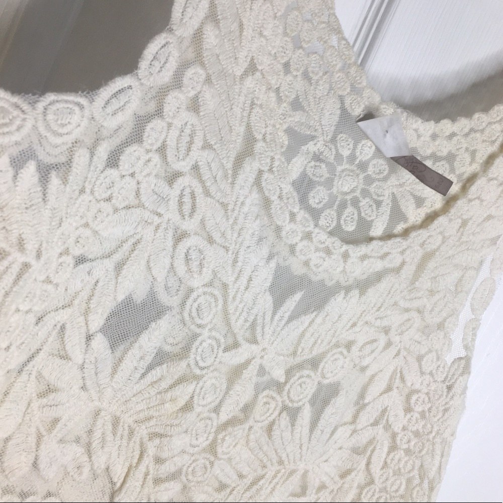 Lace Mesh Tank - Picture 4 of 6